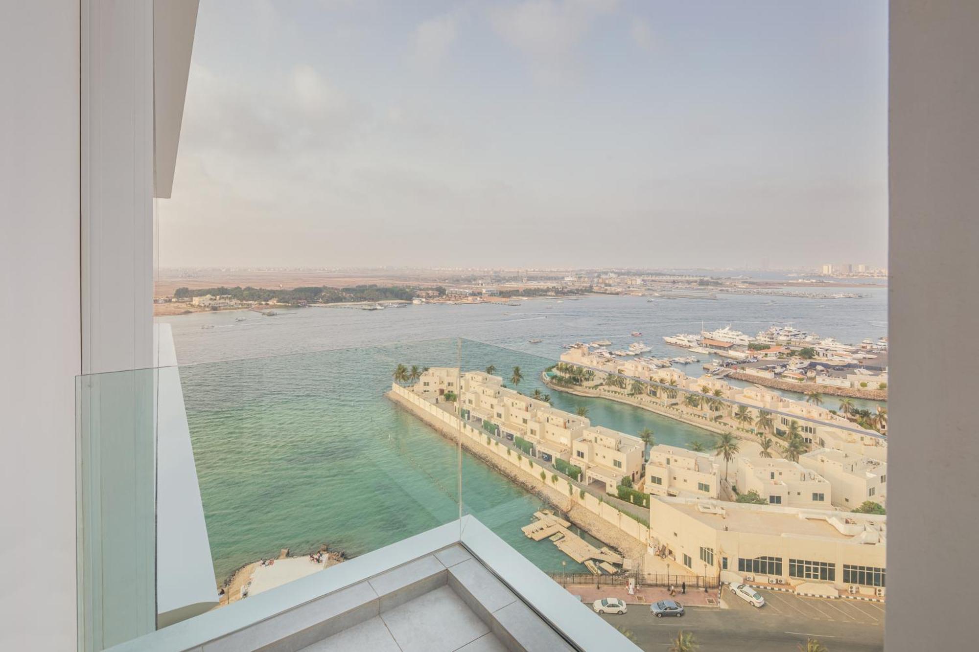 Four Points By Sheraton Jeddah Corniche Экстерьер фото