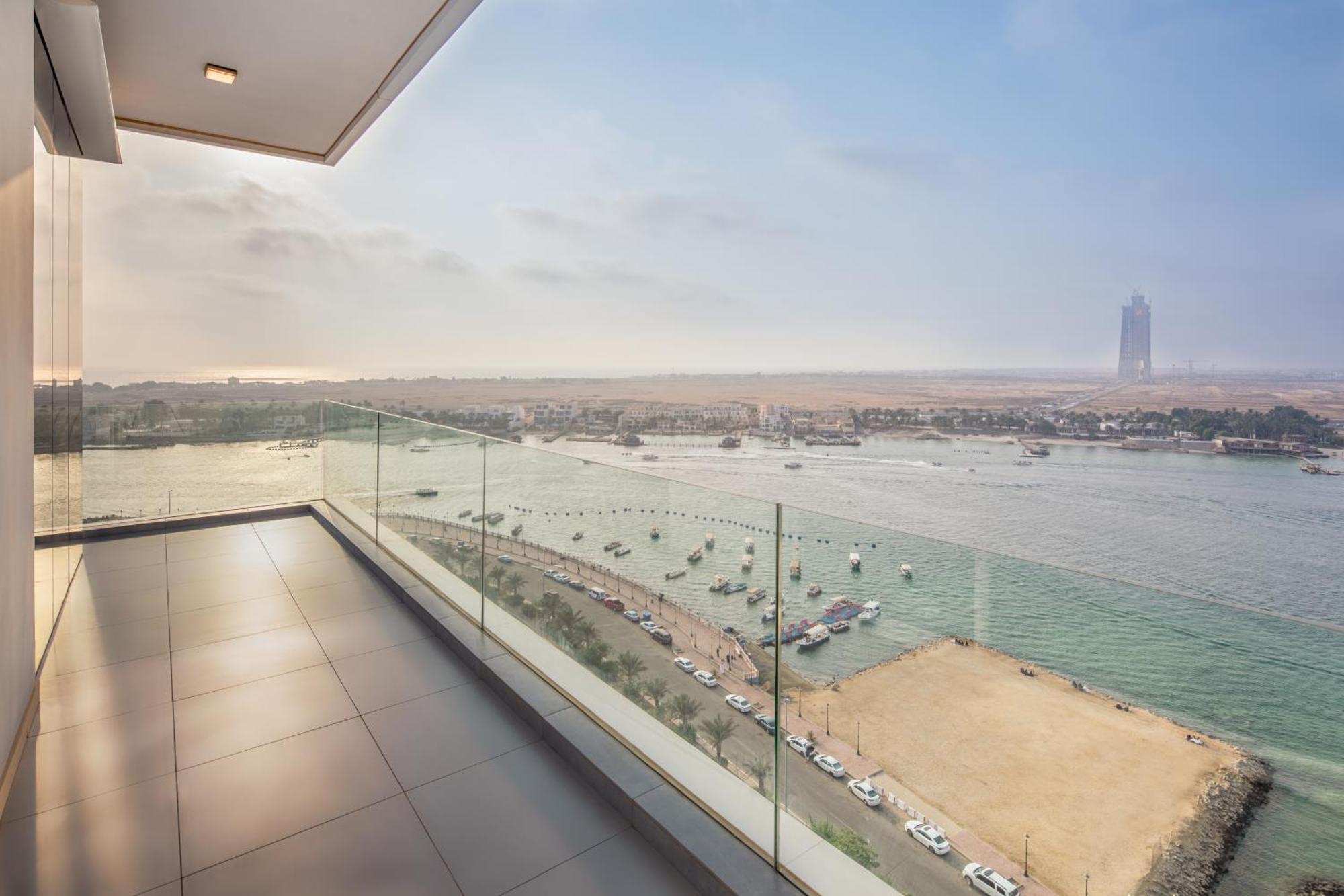 Four Points By Sheraton Jeddah Corniche Экстерьер фото
